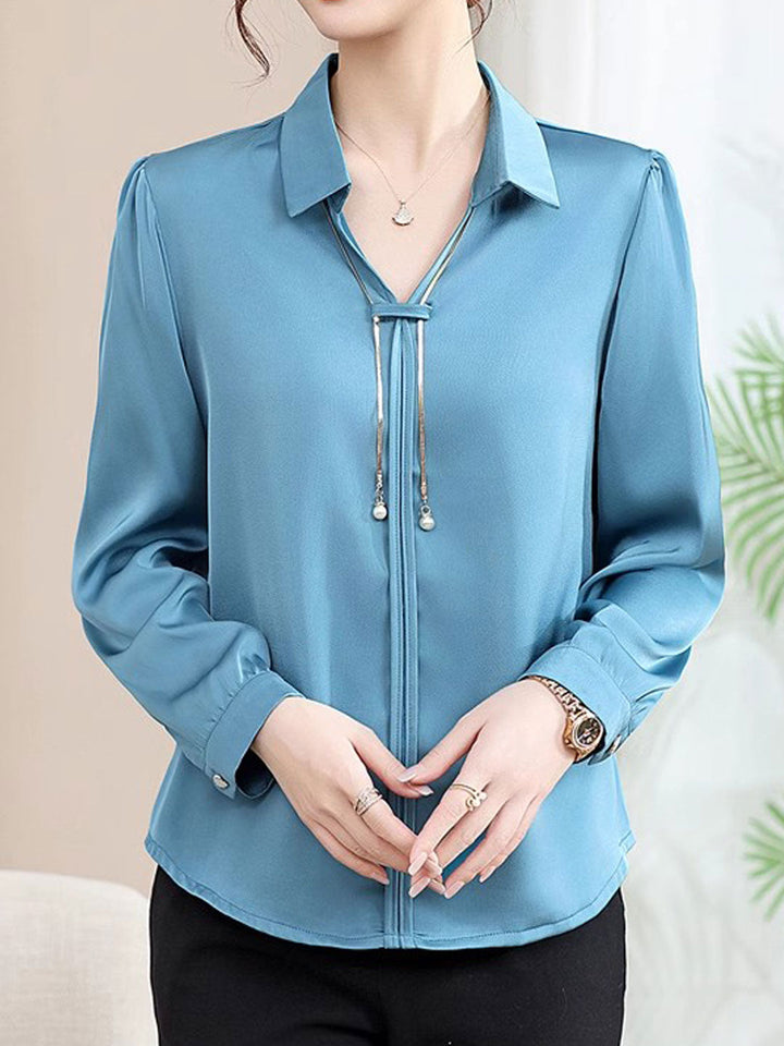 Claire – Chemise en satin à col en V élégant