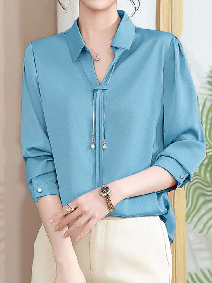Claire – Chemise en satin à col en V élégant