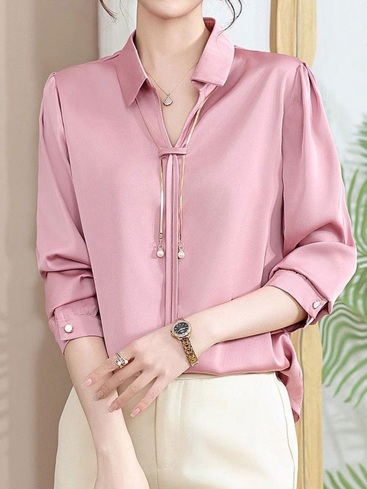 Claire – Chemise en satin à col en V élégant