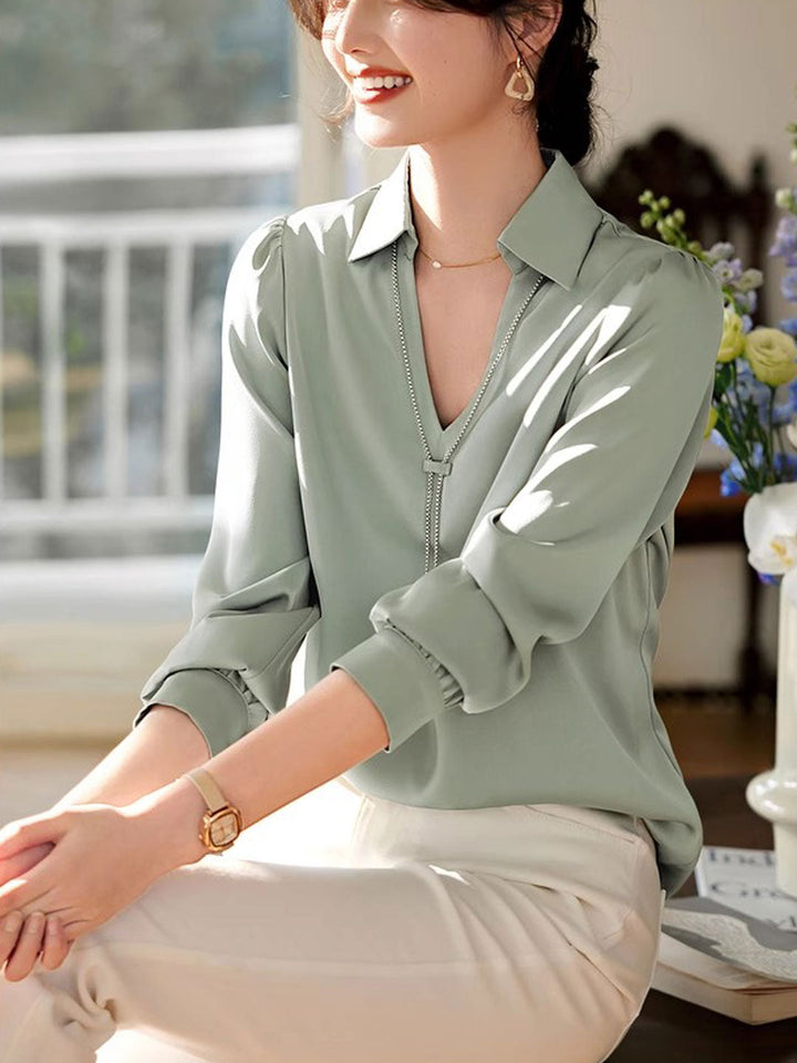 Claire – Chemise en satin à col en V élégant