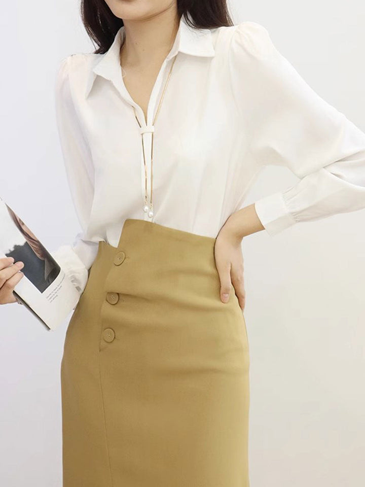 Claire – Chemise en satin à col en V élégant