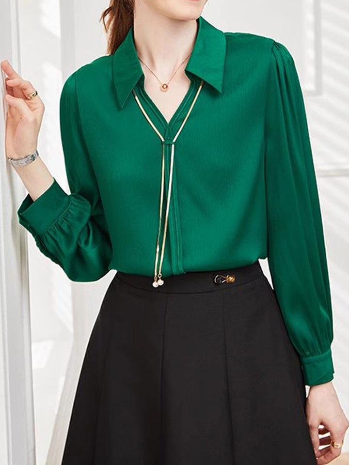 Claire – Chemise en satin à col en V élégant