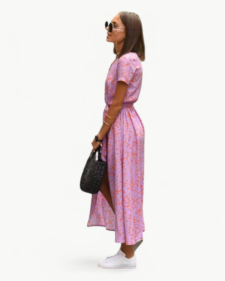 Désirée – Robe d’été à motif avec décolleté en V