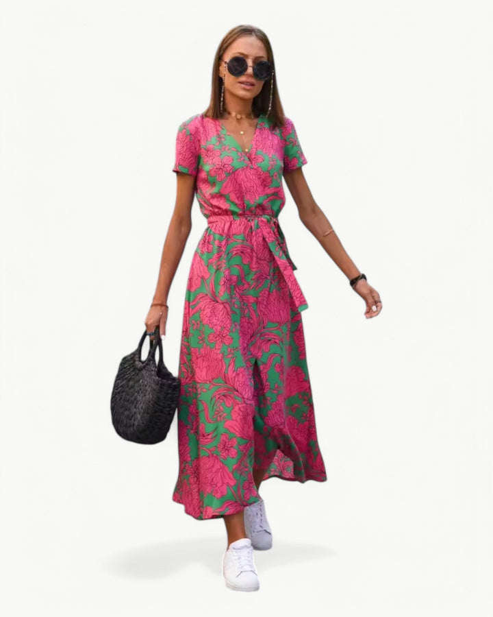 Désirée – Robe d’été à motif avec décolleté en V