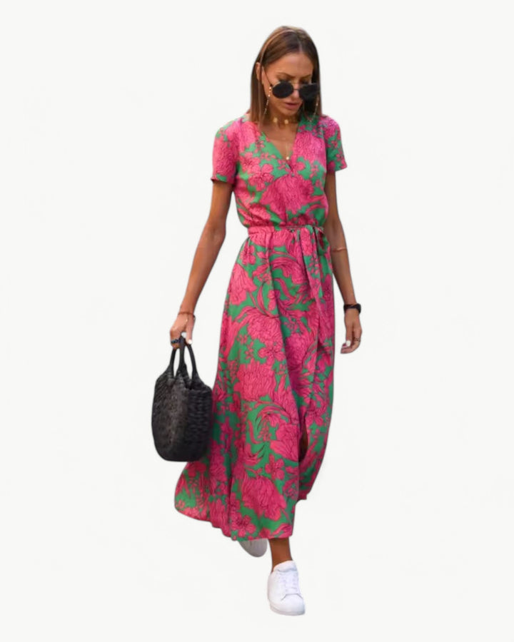 Désirée – Robe d’été à motif avec décolleté en V