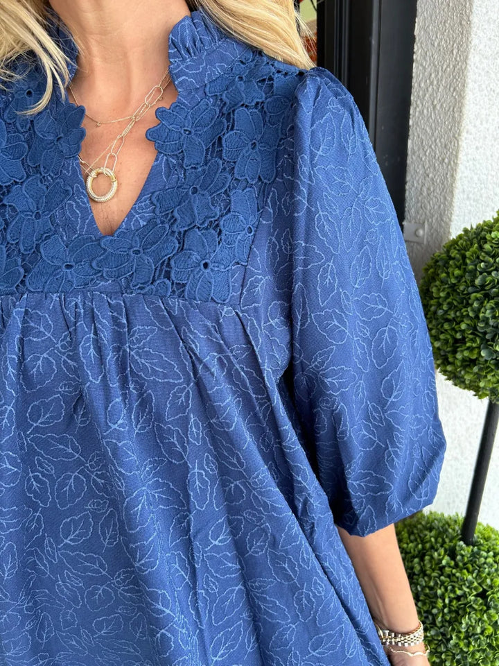 Tesia - Robe Jacquard Courte avec Manches Bouffantes